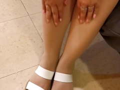 Pantyhose feet