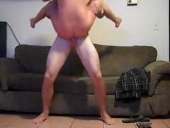 Amateur couple fucking on couch